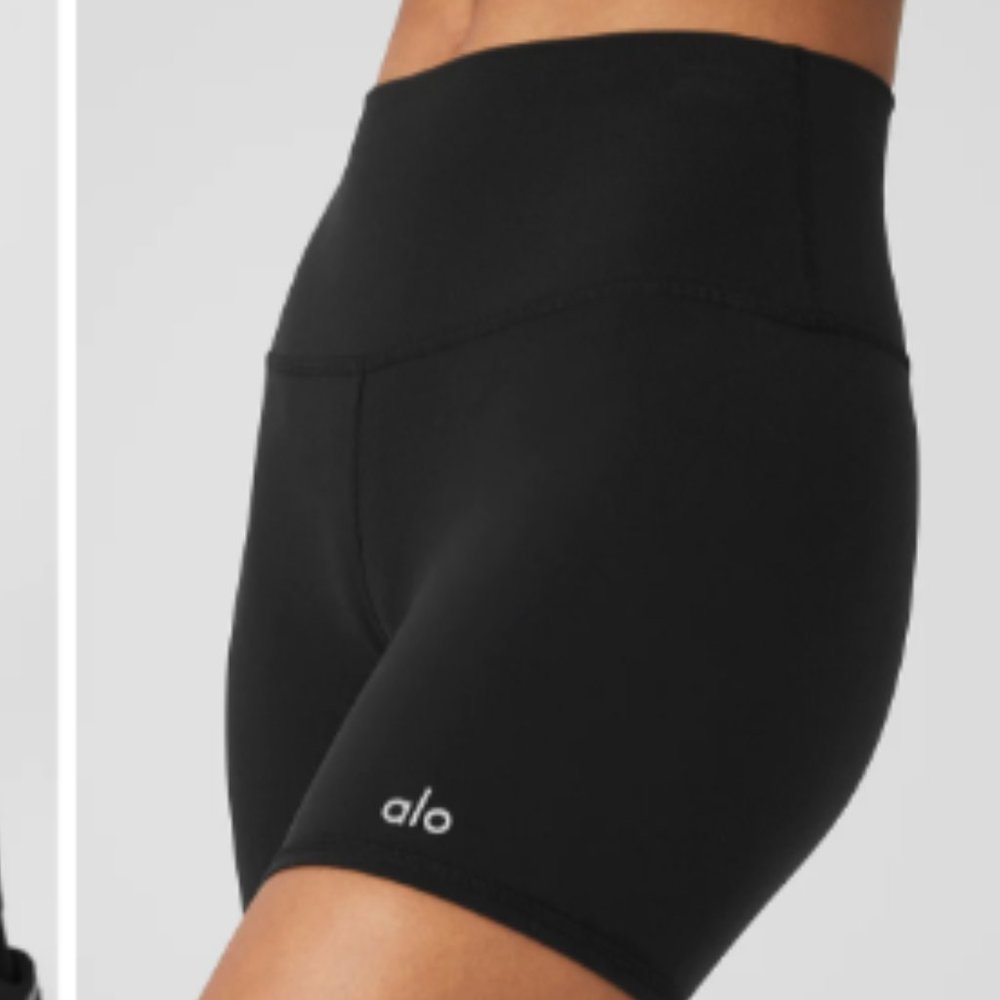 alo HIGH-WAIST BIKER SHORT